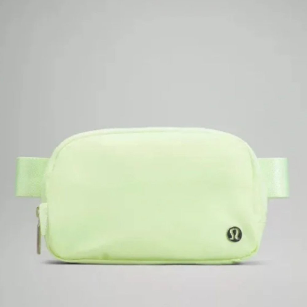Lululemon Athletica Everywhere Belt Bag - Faded Zap